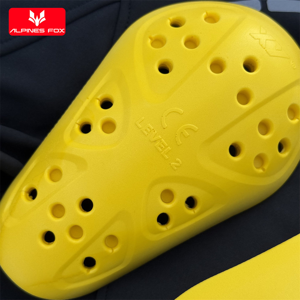واقيات الركبة والورك المعتمدة  - مراجعة Motorcycle Gear Protection Levels وسعره